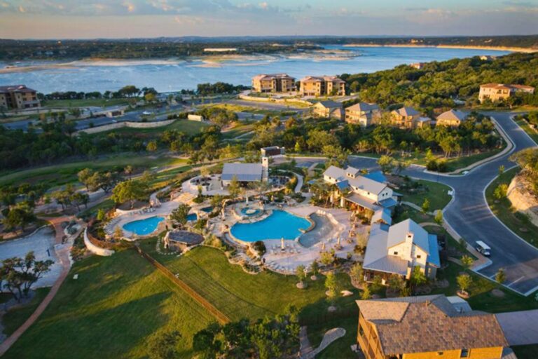 Hollows Hilltop Home | Pano Views, All Amenities